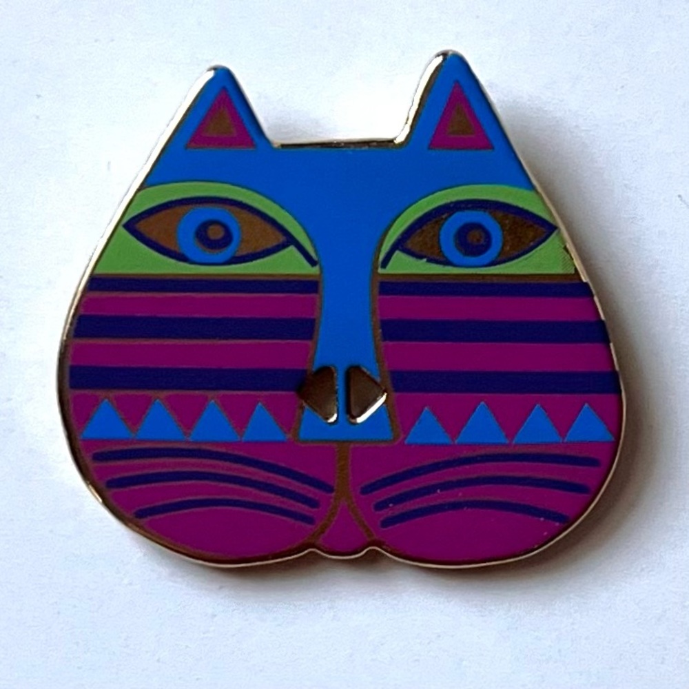 RARE + RETIRED VINTAGE Blue/Purple Cat Buttons